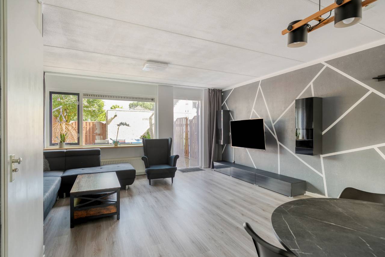 Photo 9 of Donkerbos 6