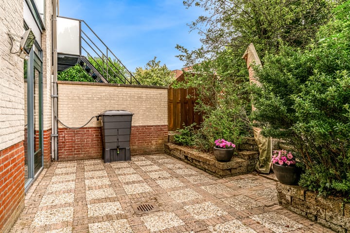 Photo 39 of Uniceflaan 30