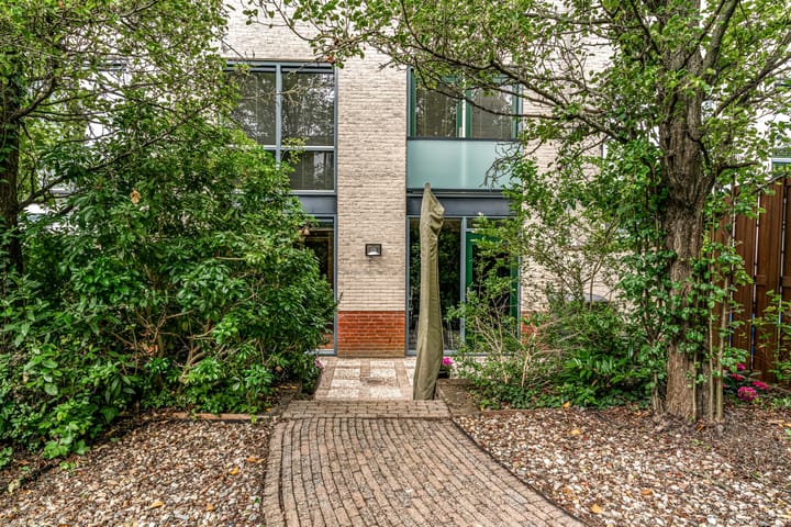 Photo 41 of Uniceflaan 30