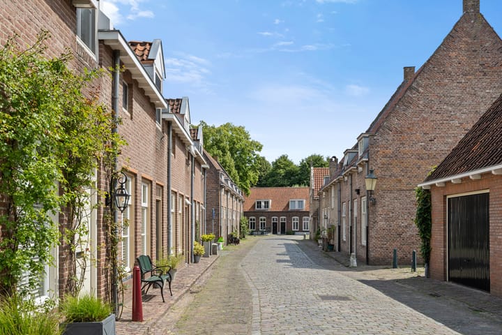 Foto 3 van Lombardstraat 1