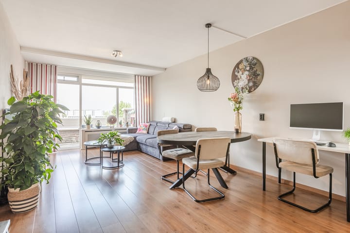 Photo 2 of Stationsstraat 66