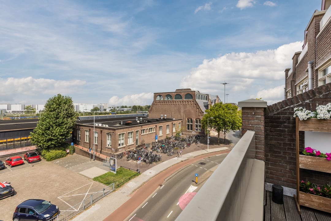 Photo 32 of Stationsstraat 66