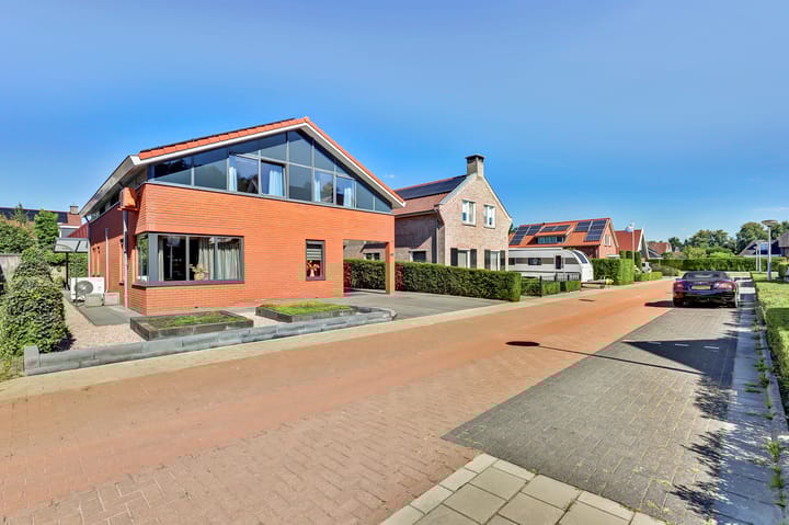 Foto 4 van Hoefsmid 49