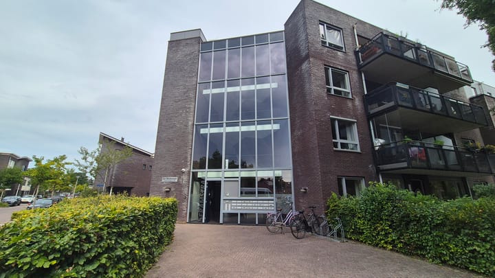 Photo 2 of Seramstraat 36