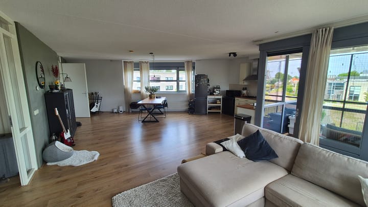 Photo 4 of Seramstraat 36