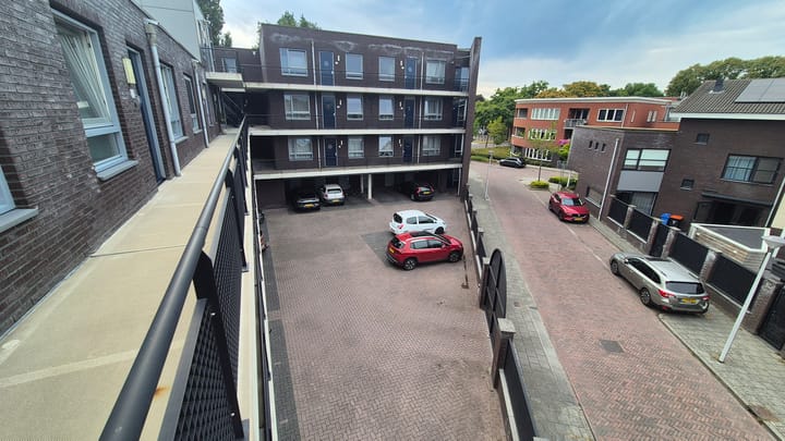 Photo 16 of Seramstraat 36