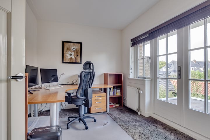 Photo 40 of Elzenlaan 64