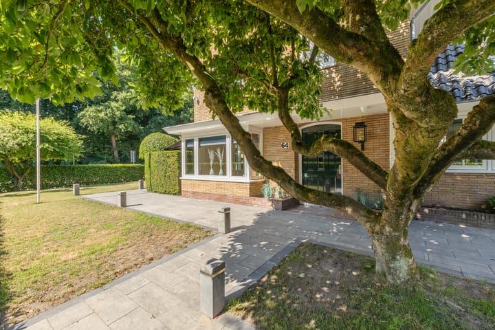 Photo 52 of Elzenlaan 64