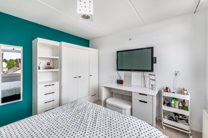 Foto 24 van Erica 42