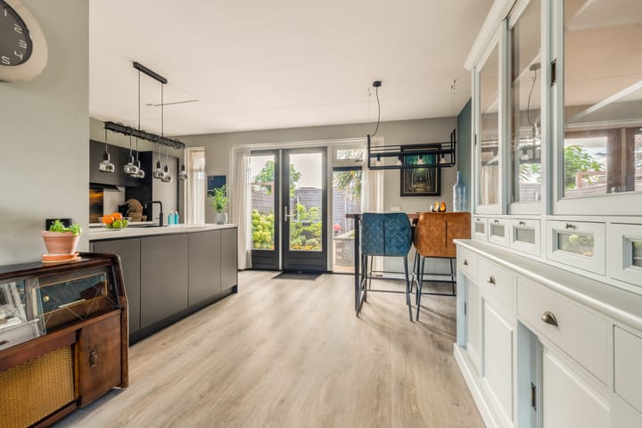 Foto 8 van Stukadoor 1