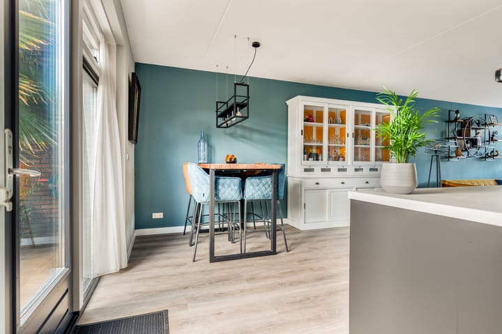 Foto 11 van Stukadoor 1