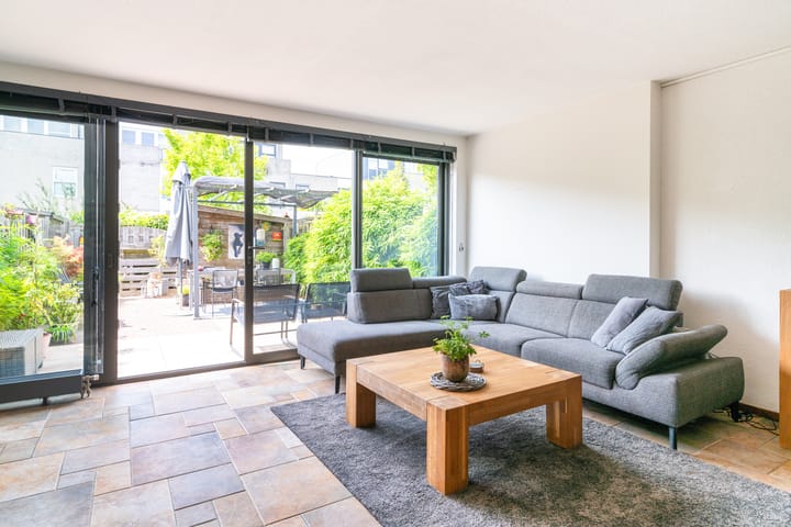 Foto 8 van Karibastraat 14