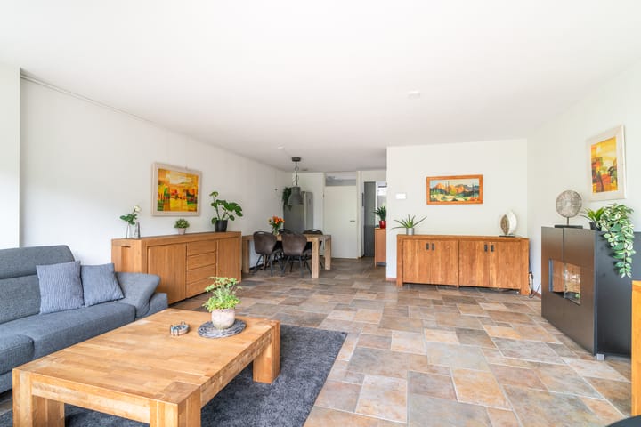 Foto 10 van Karibastraat 14