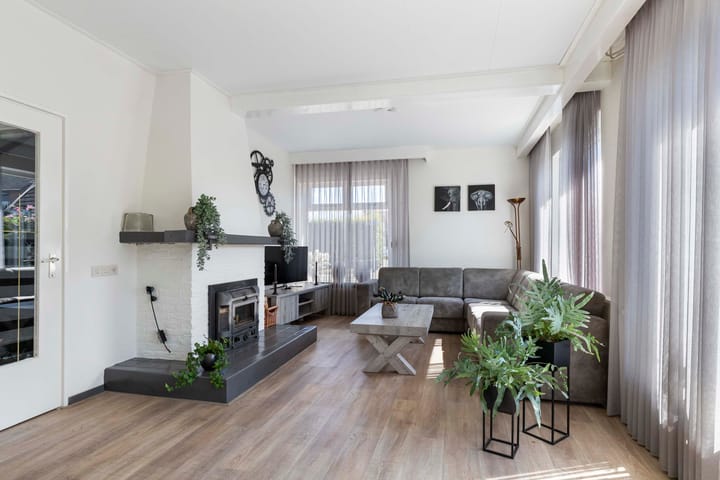 Foto 19 van Kerkweg 52