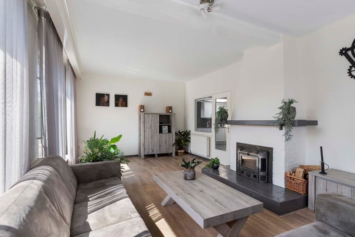 Foto 21 van Kerkweg 52