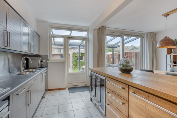 Foto 11 van Petuniastraat 17