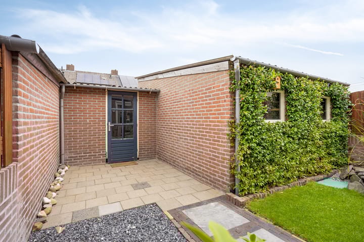 Foto 29 van Petuniastraat 17