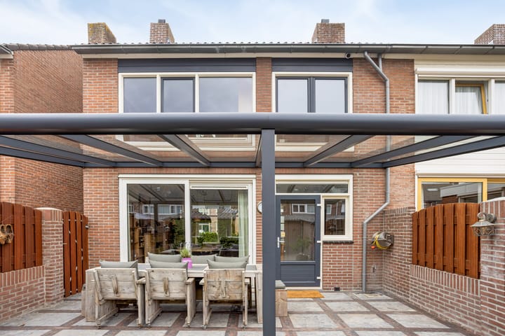 Foto 30 van Petuniastraat 17