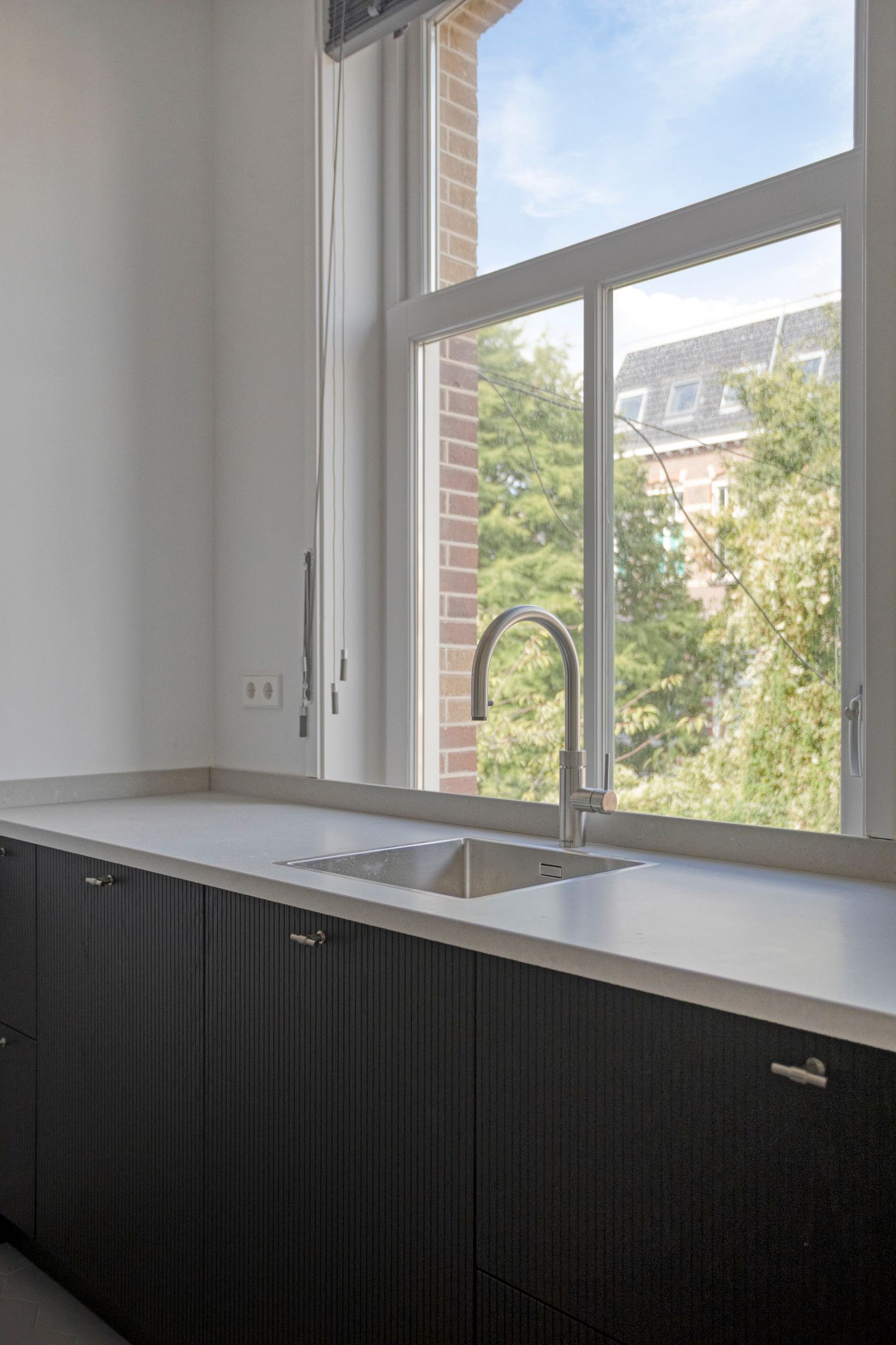 Photo 5 of Eerste Helmersstraat 105-2