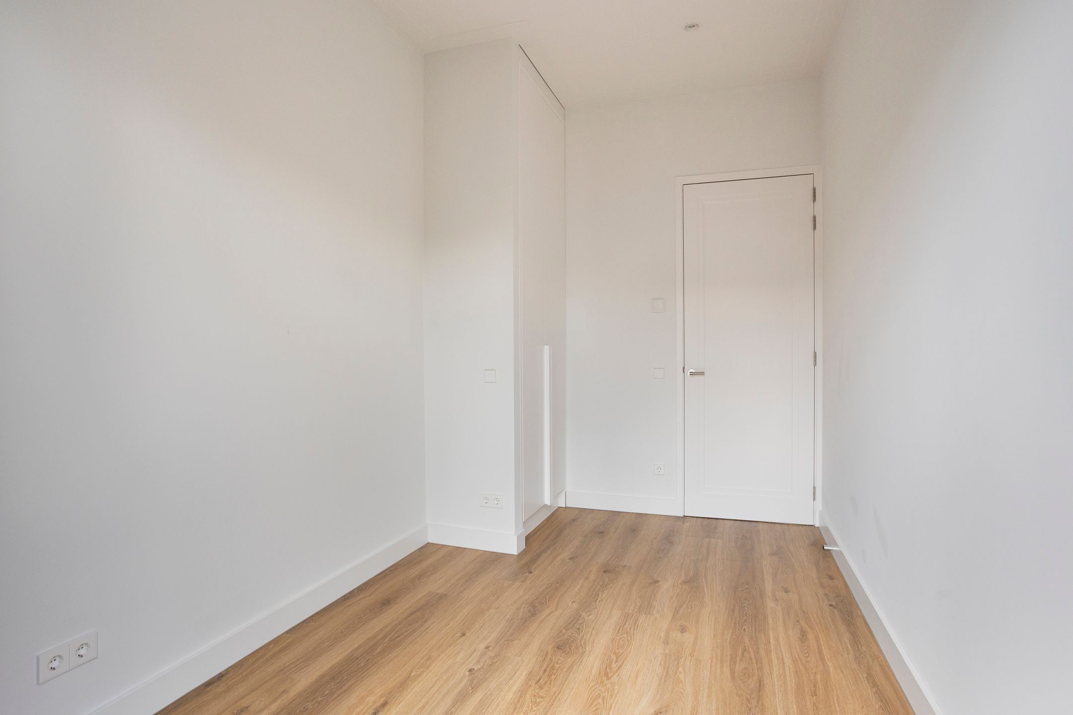 Photo 12 of Eerste Helmersstraat 105-2