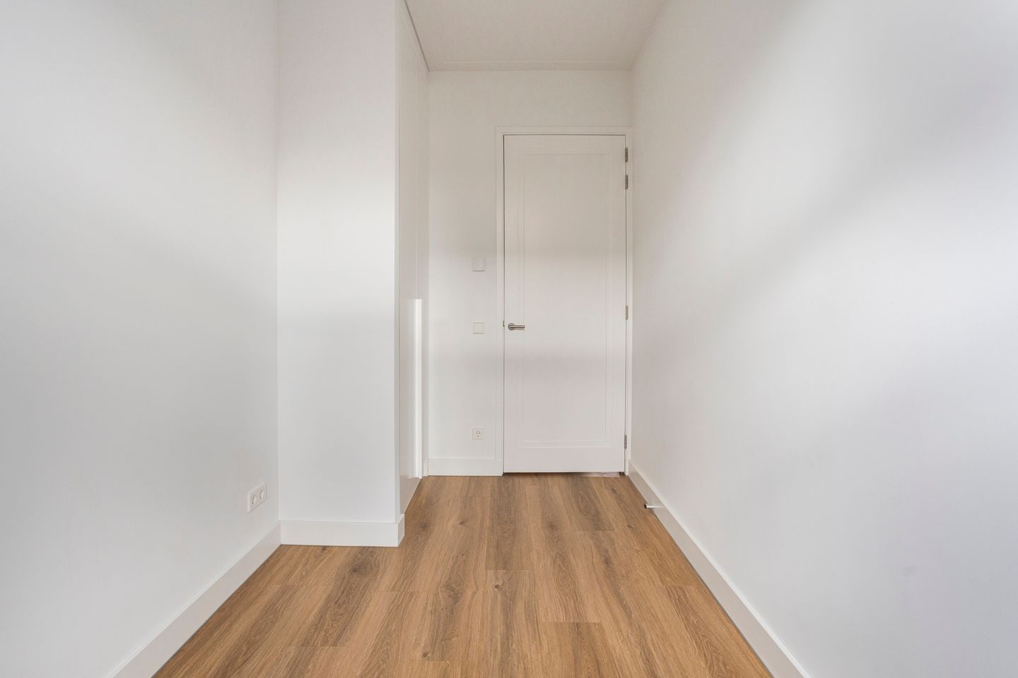 Photo 10 of Eerste Helmersstraat 105-2