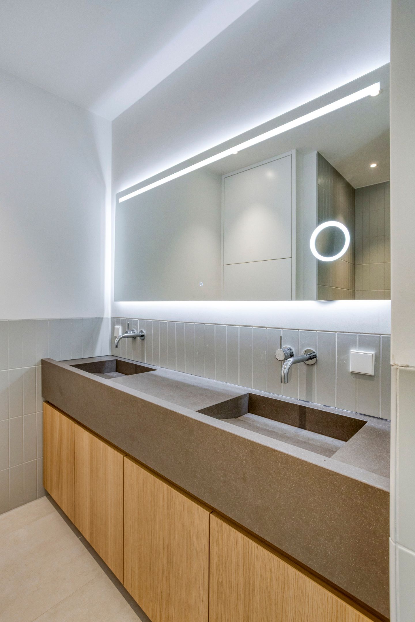 Photo 15 of Eerste Helmersstraat 105-2