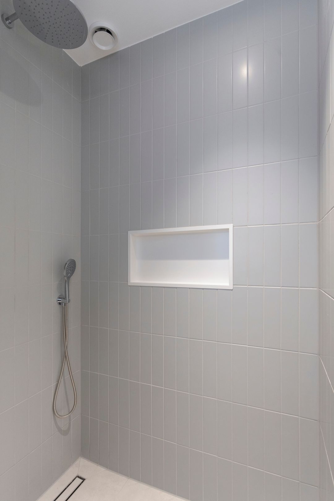 Photo 17 of Eerste Helmersstraat 105-2