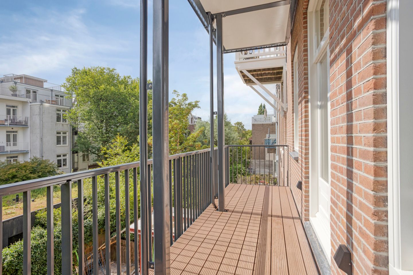 Photo 20 of Eerste Helmersstraat 105-2