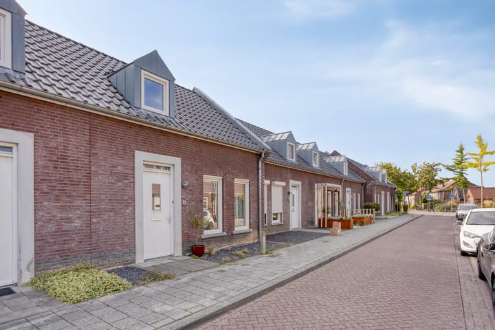 Foto 5 van Tiny Imkampstraat 11