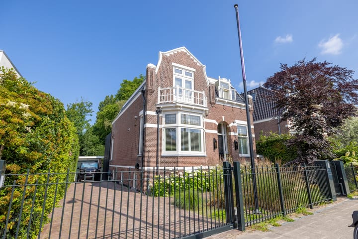 Bergse Dorpsstraat 4