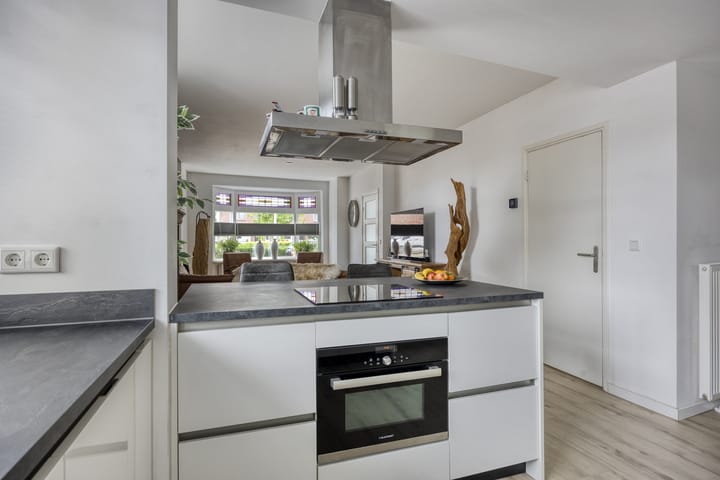 Foto 12 van Othmar ten Catestraat 132