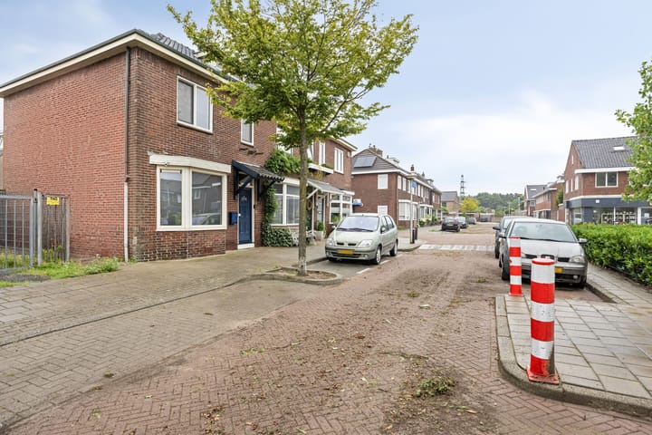 Foto 38 van Othmar ten Catestraat 132