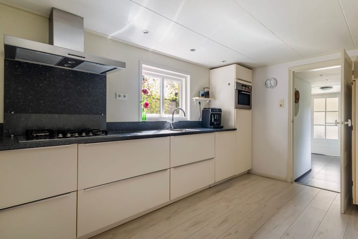 Foto 27 van Kerkbuurt 28