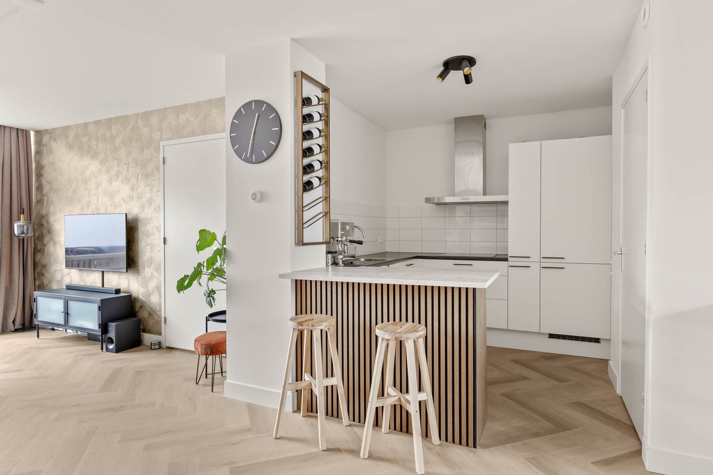 Foto 14 van Amsterdamsestraatweg 211