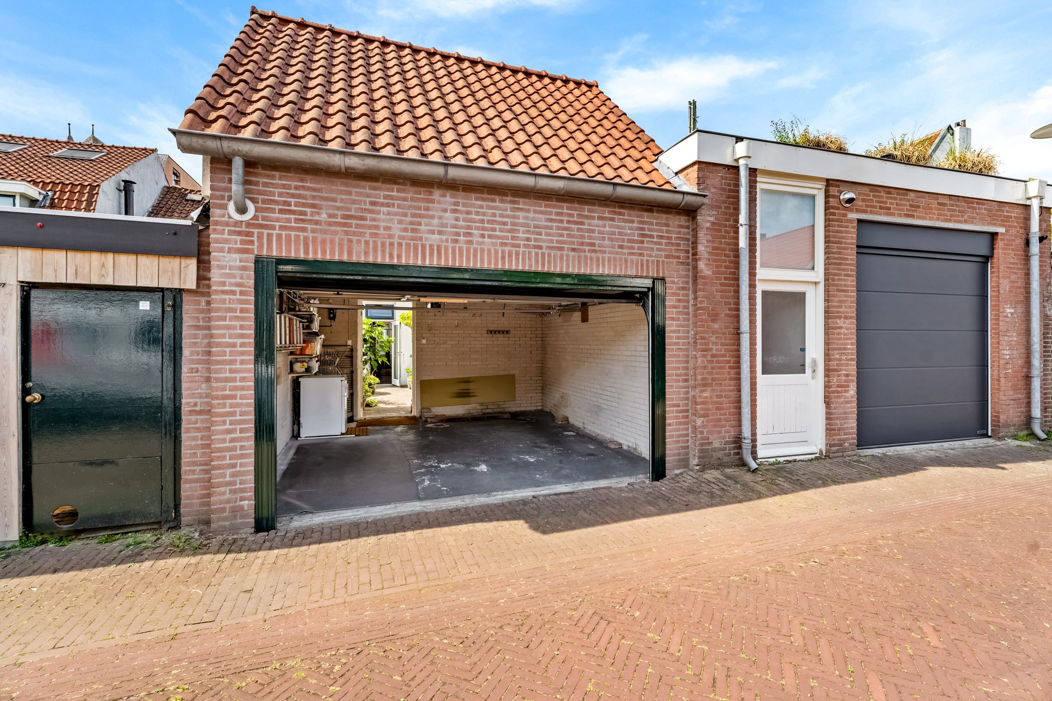 Photo 33 of Sint Andriesstraat 12