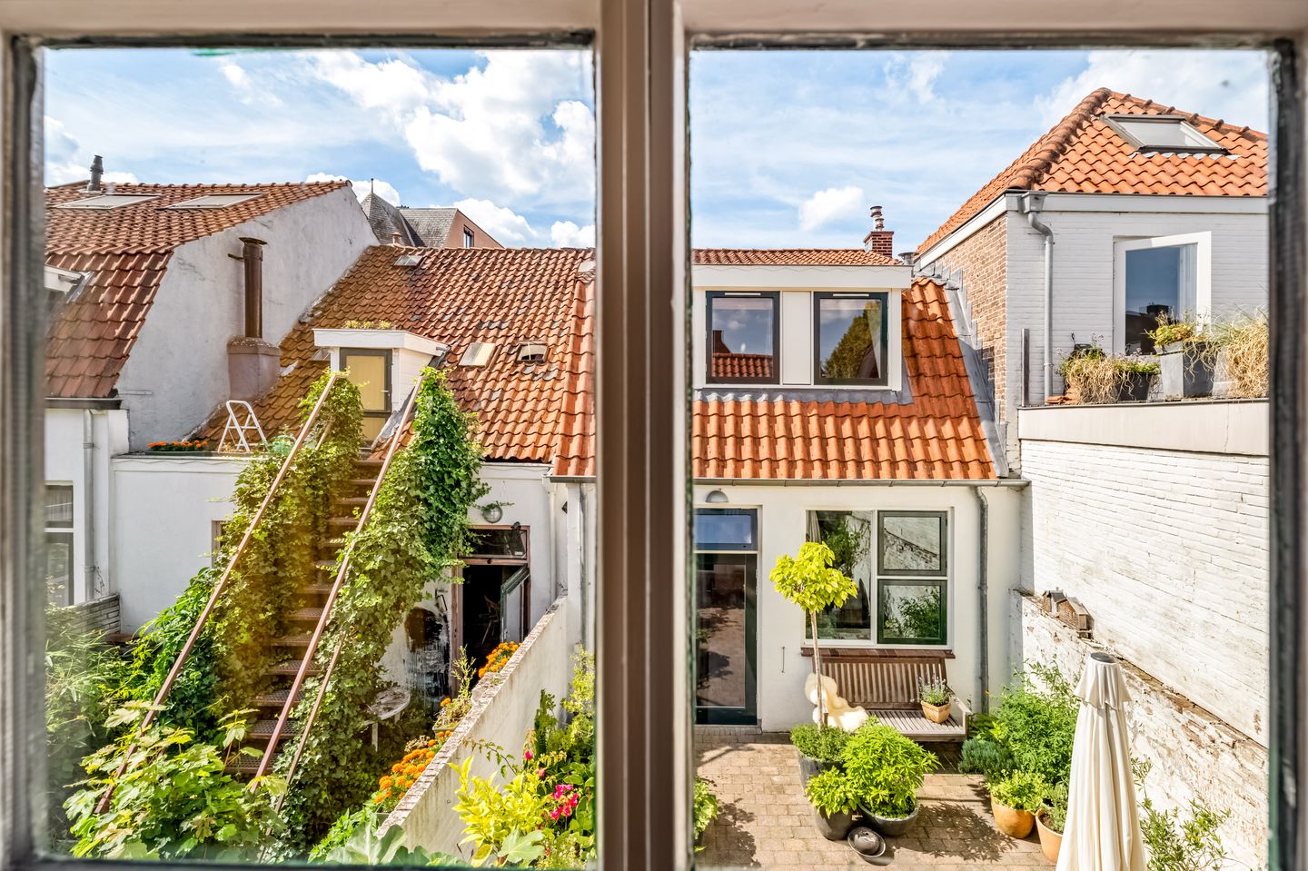 Photo 35 of Sint Andriesstraat 12