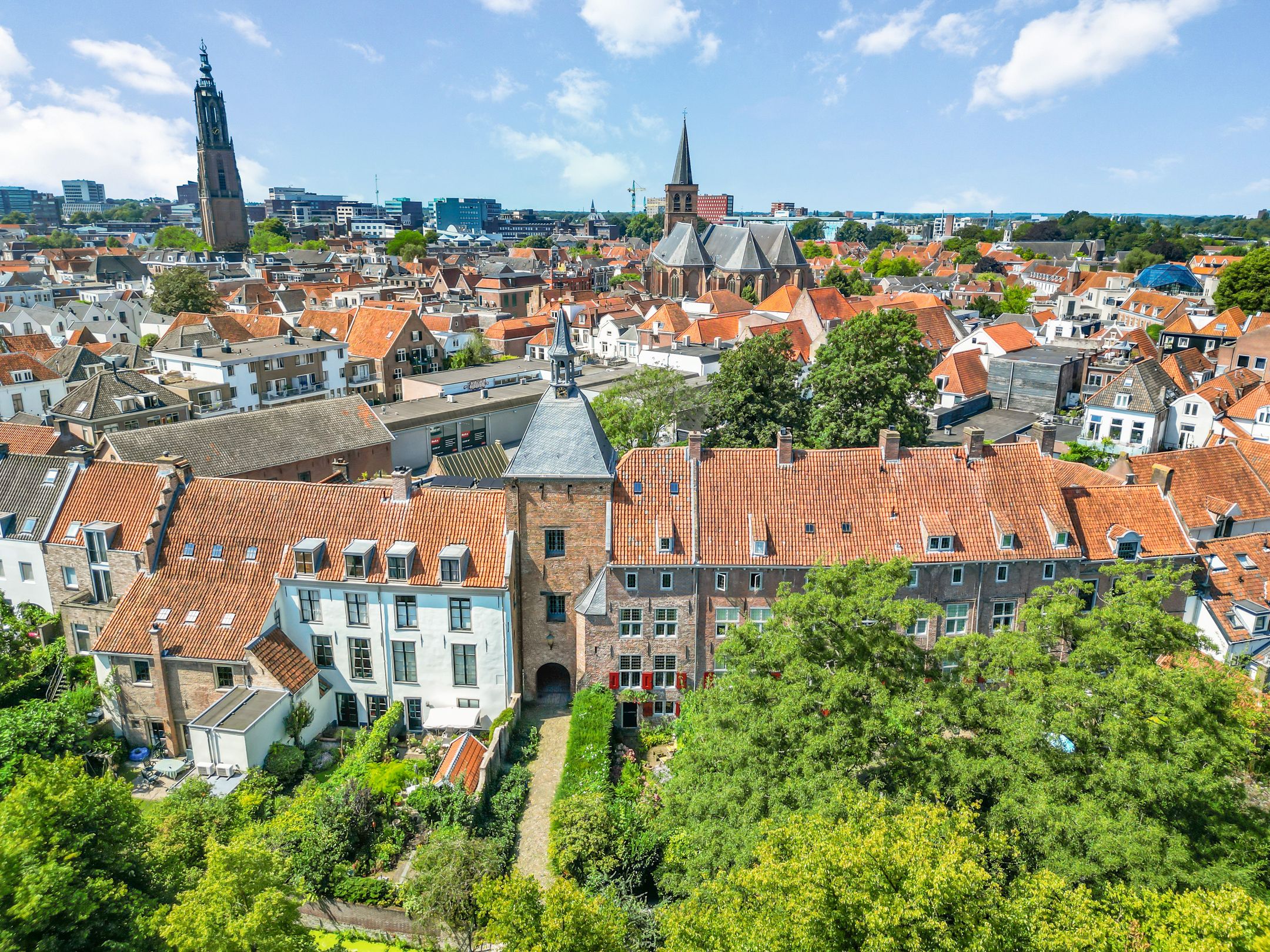 Photo 42 of Sint Andriesstraat 12