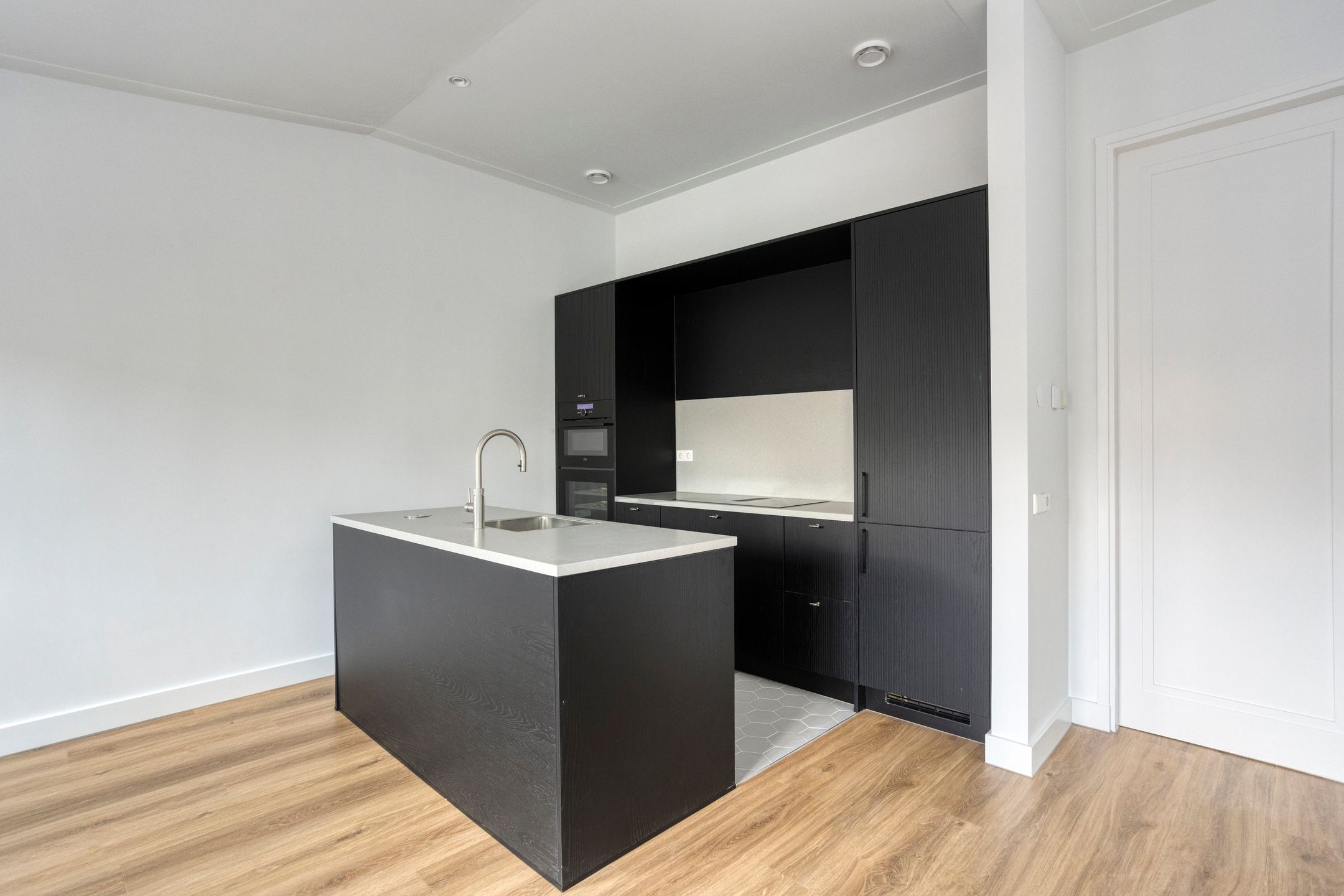 Foto 6 van Eerste Helmersstraat 105-3