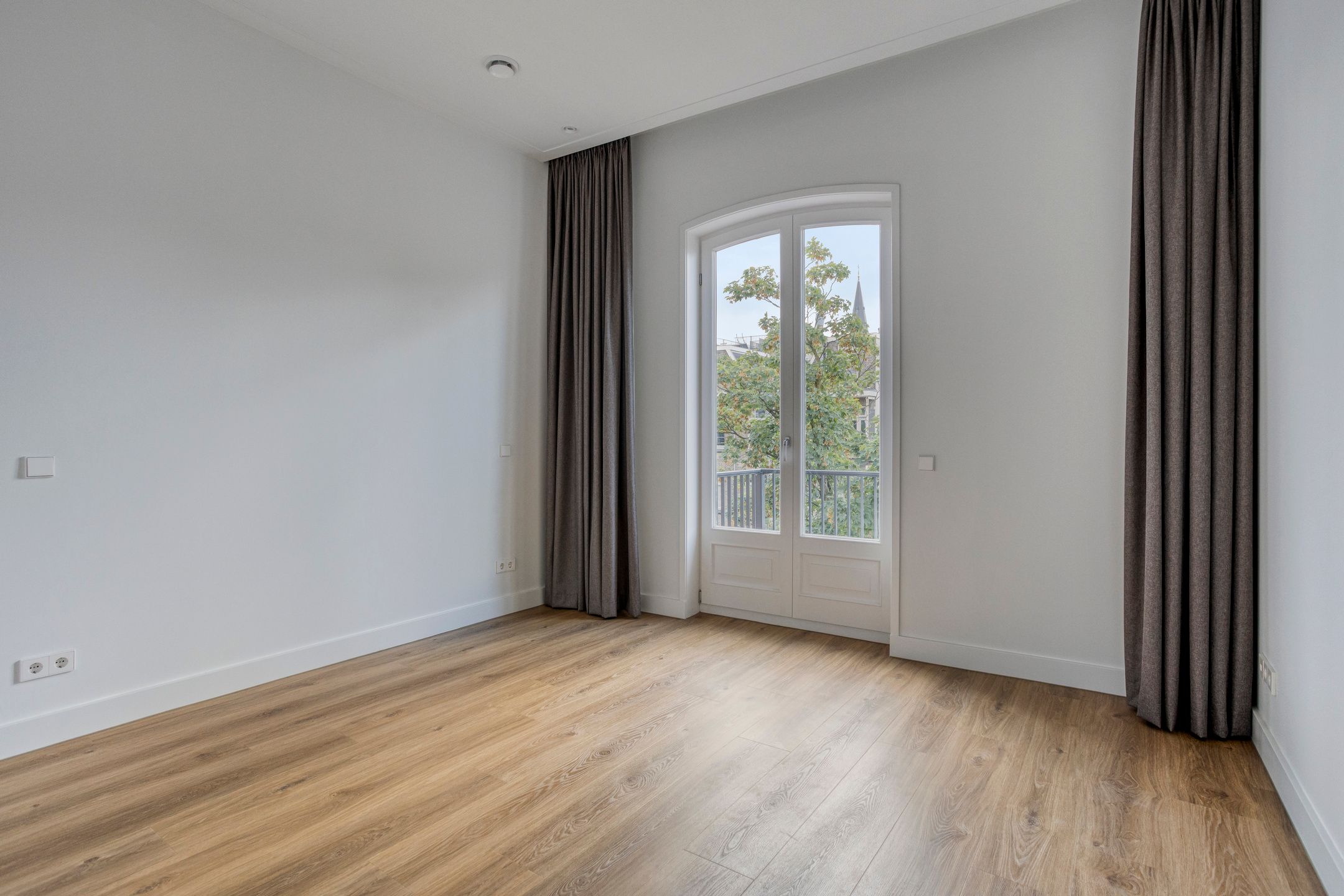 Foto 9 van Eerste Helmersstraat 105-3