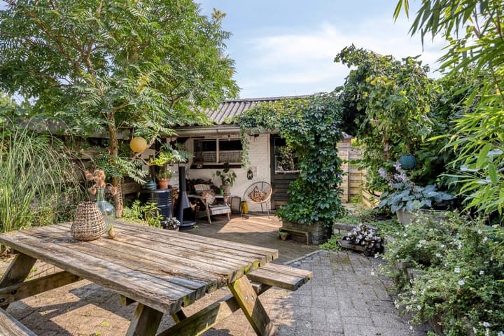 Photo 5 of Bloemstraat 21