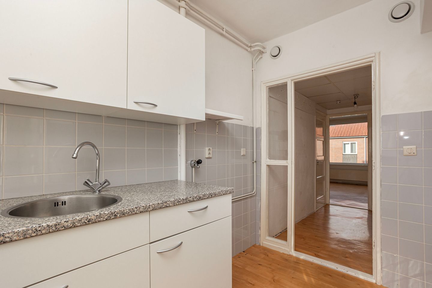 Foto 14 van Wagnerstraat 8-B