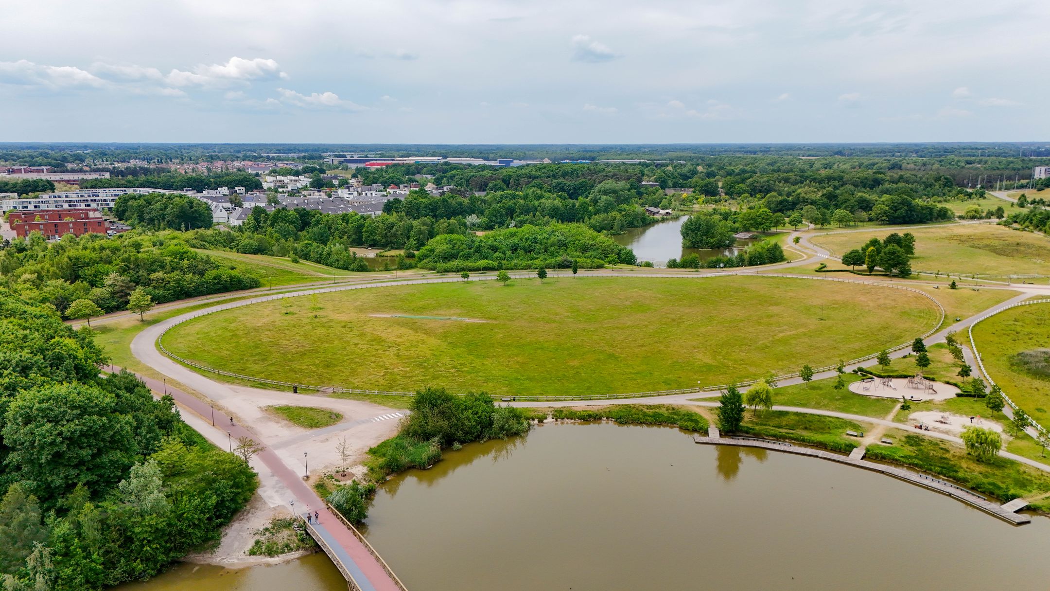 Photo 42 of Meerring 156