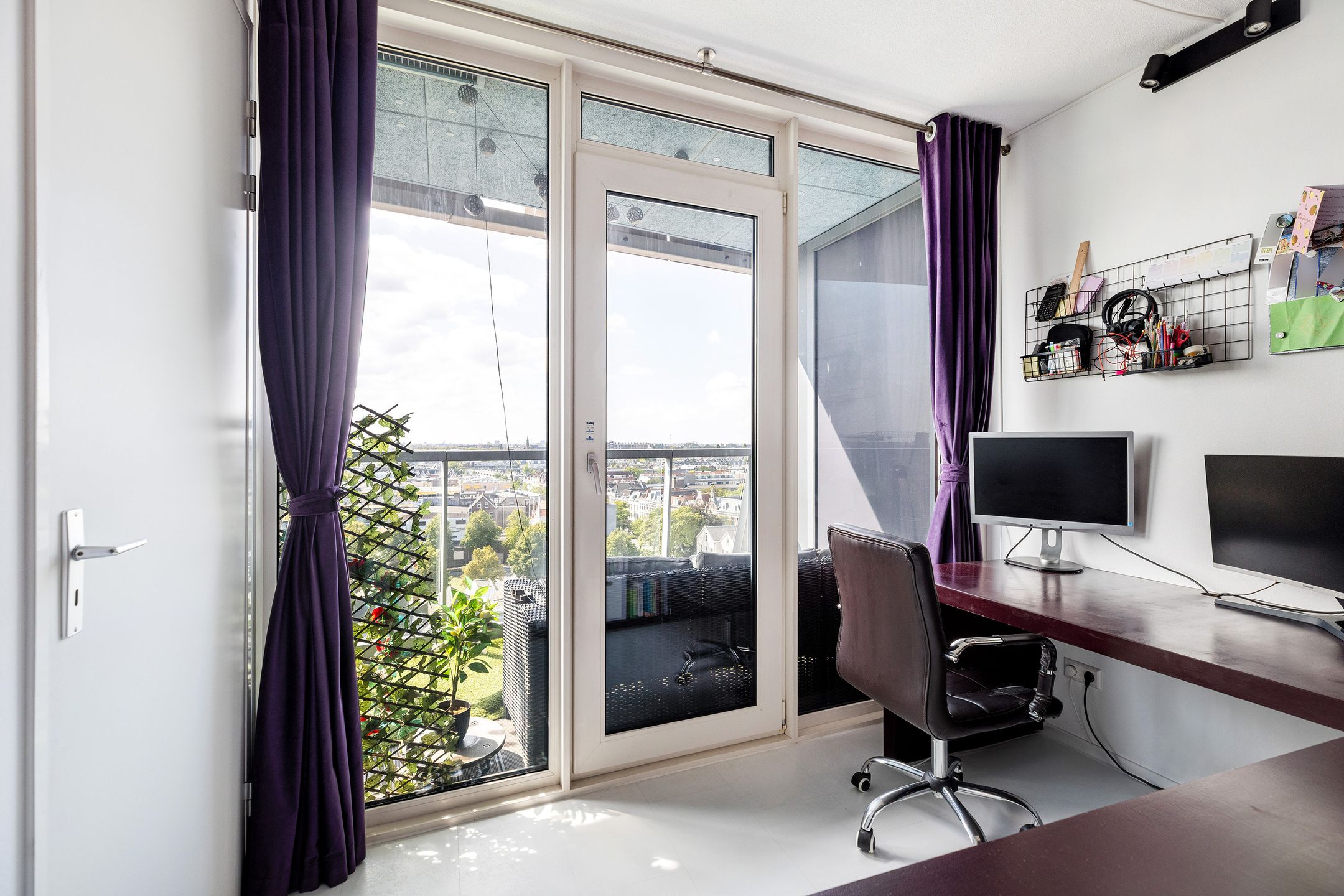 Foto 15 van Kruisplein 746