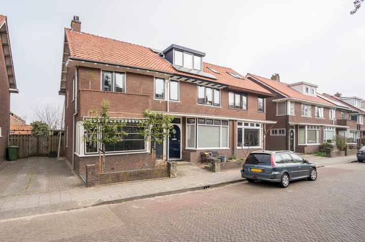 Photo 33 of Burg. Gaarlandtstraat 37