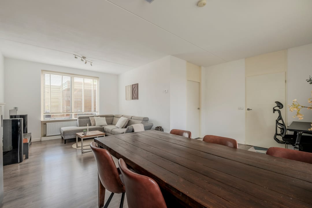 Foto 13 van Baron van Tuyll van Serooskerkenstraat 6