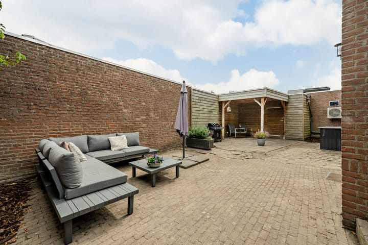 Foto 20 van Baron van Tuyll van Serooskerkenstraat 6