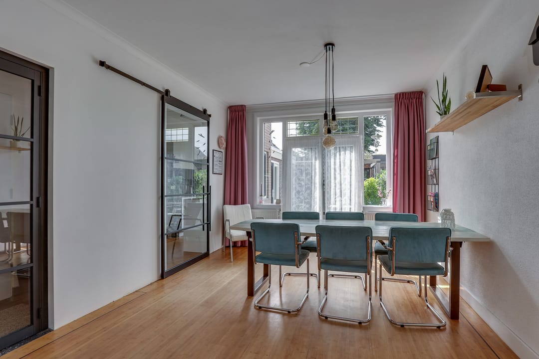 Photo 13 of Seringenstraat 34