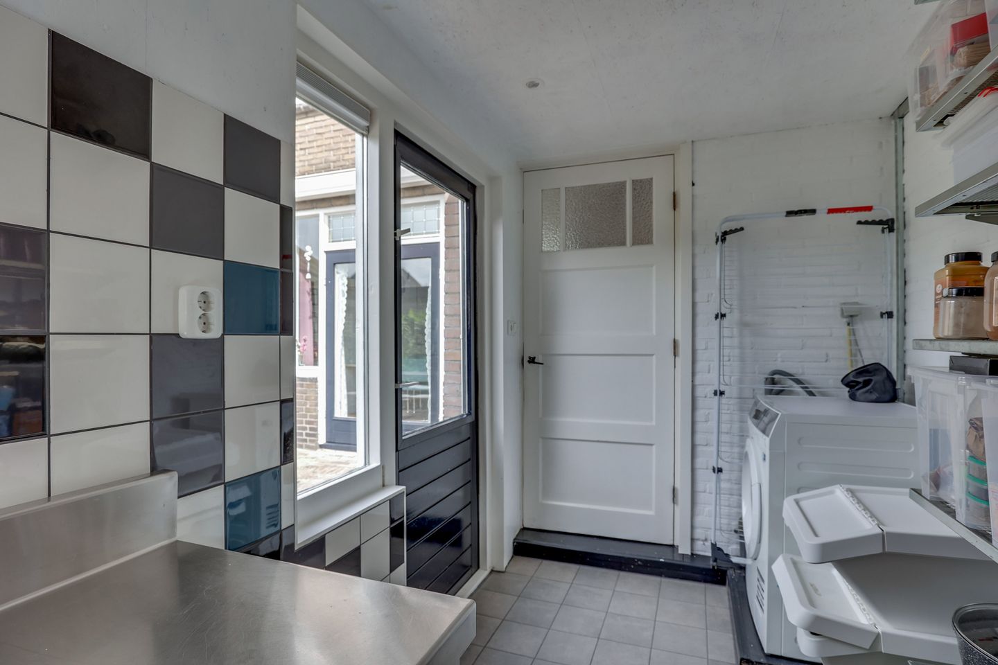 Photo 19 of Seringenstraat 34