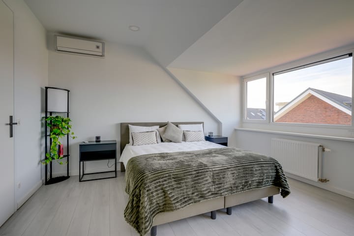 Foto 46 van Bloementuinlaan 4