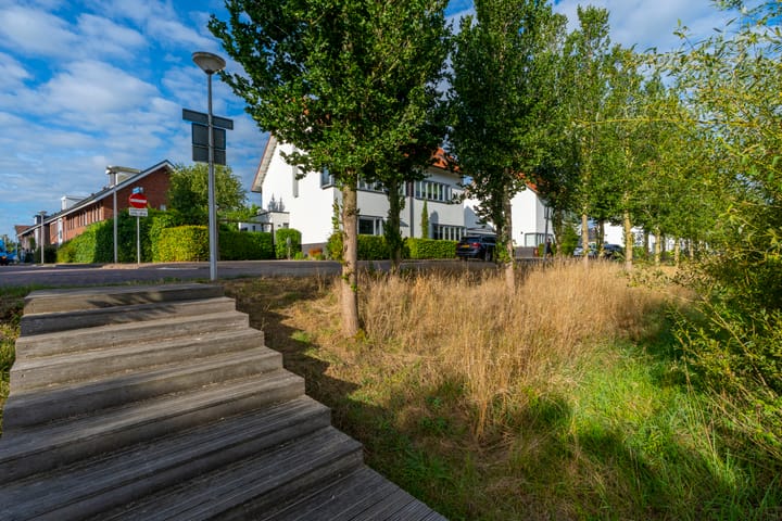 Foto 56 van Bloementuinlaan 4